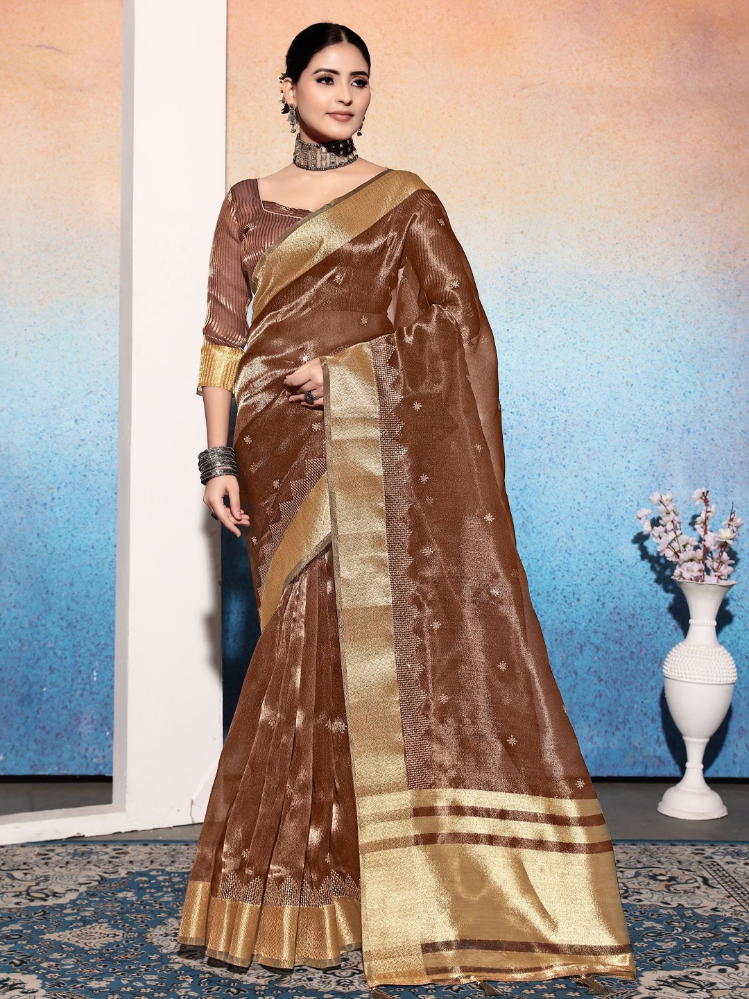 

VIRICA Embellished Zari Tissue Saree, Rust