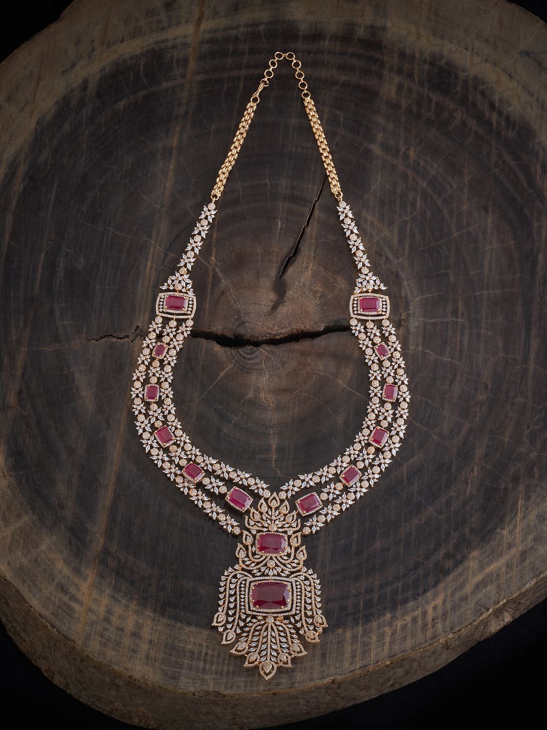 

Kushal's Fashion Jewellery Cubic Zirconia Gold-Plated Necklace