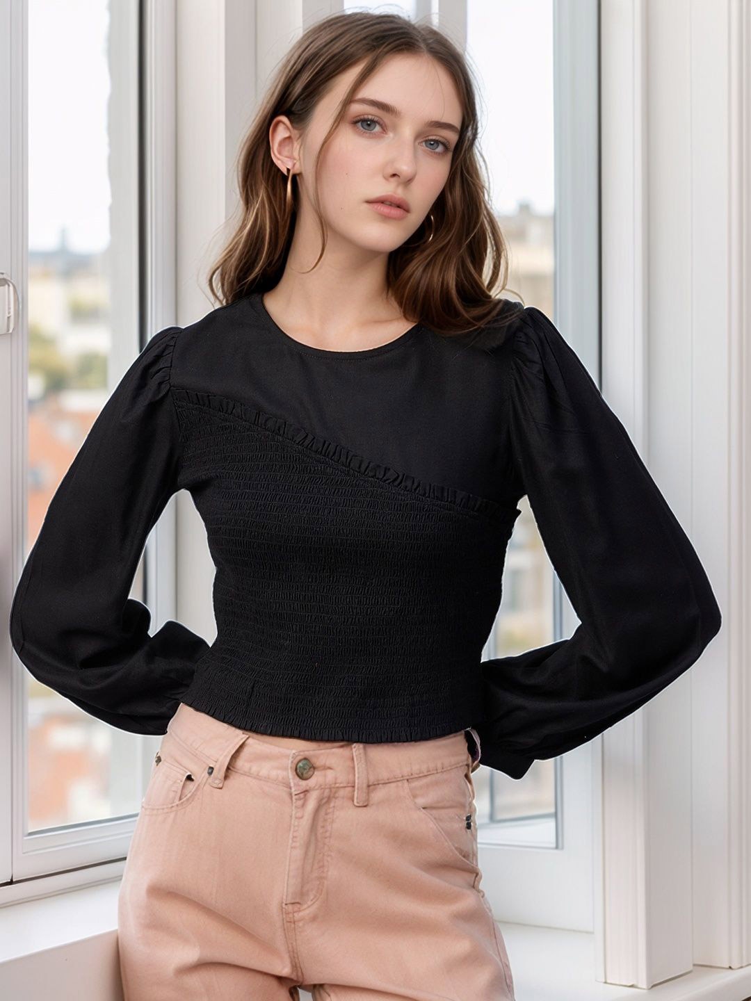 

RARE Women Solid Round Neck Top, Black