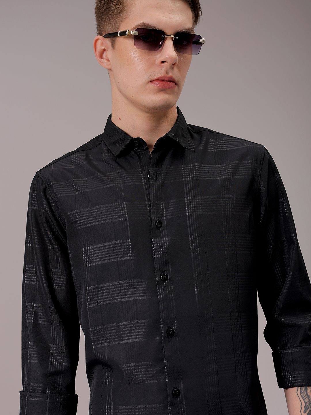 

The Indian Garage Co Men Spread Collar Solid Slim Fit Party Shirt, Black