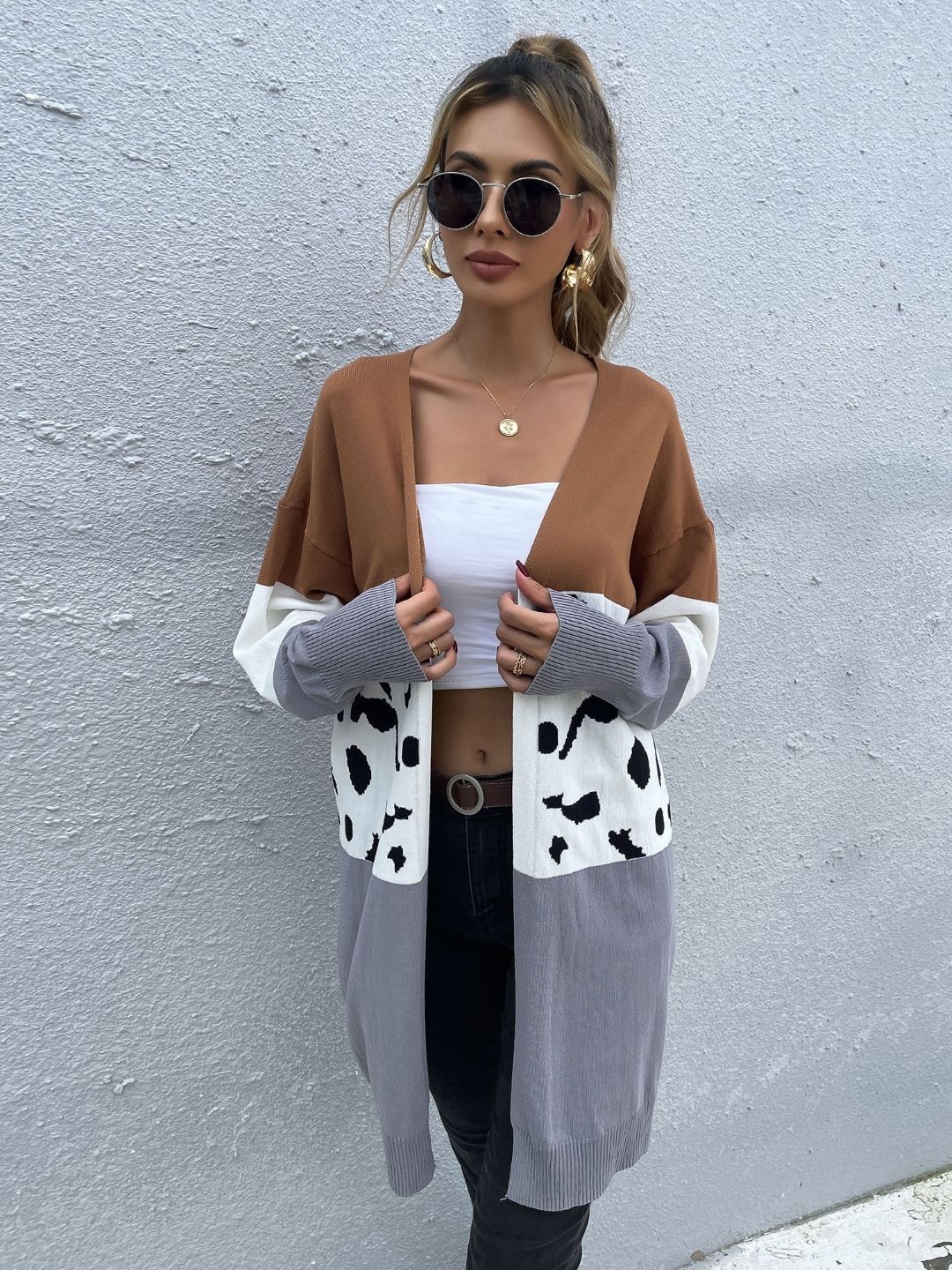 

KPOP Women Colourblocked Long Sleeves Longline, Khaki
