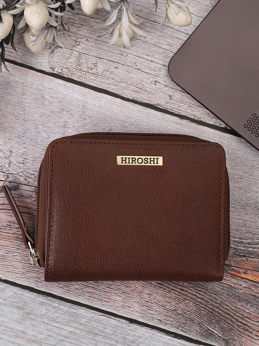 

HIROSHI Women Leather Two Fold Wallet, Tan