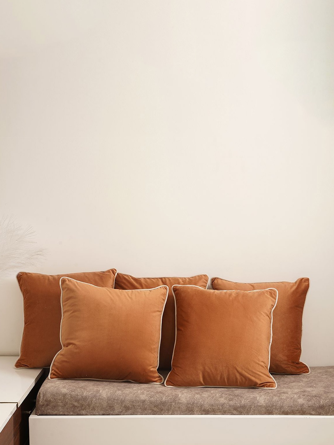 

SANSKRUTIHOMES Peach-Coloured Set of 5 Velvet Square Cushion Covers