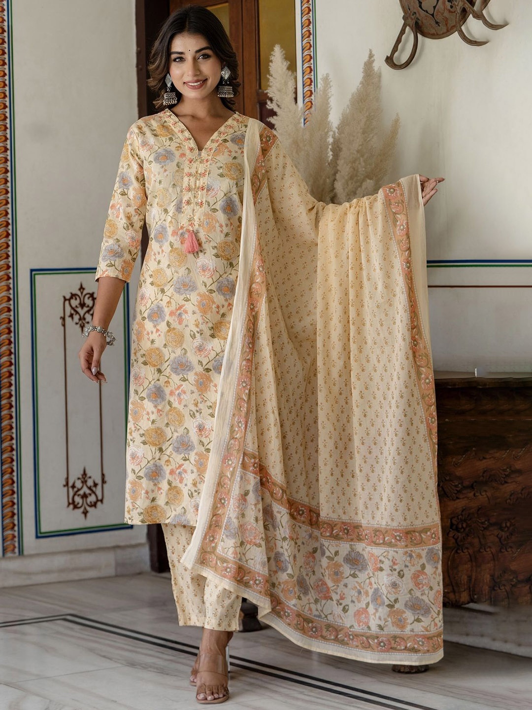 

Kohsh Women Floral Printed Regular Pure Cotton Kurta with Trousers & With Dupatta, Beige