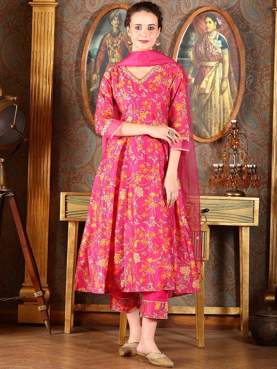 

W Women Floral Printed Regular Kurta with Trousers & With Dupatta, Pink