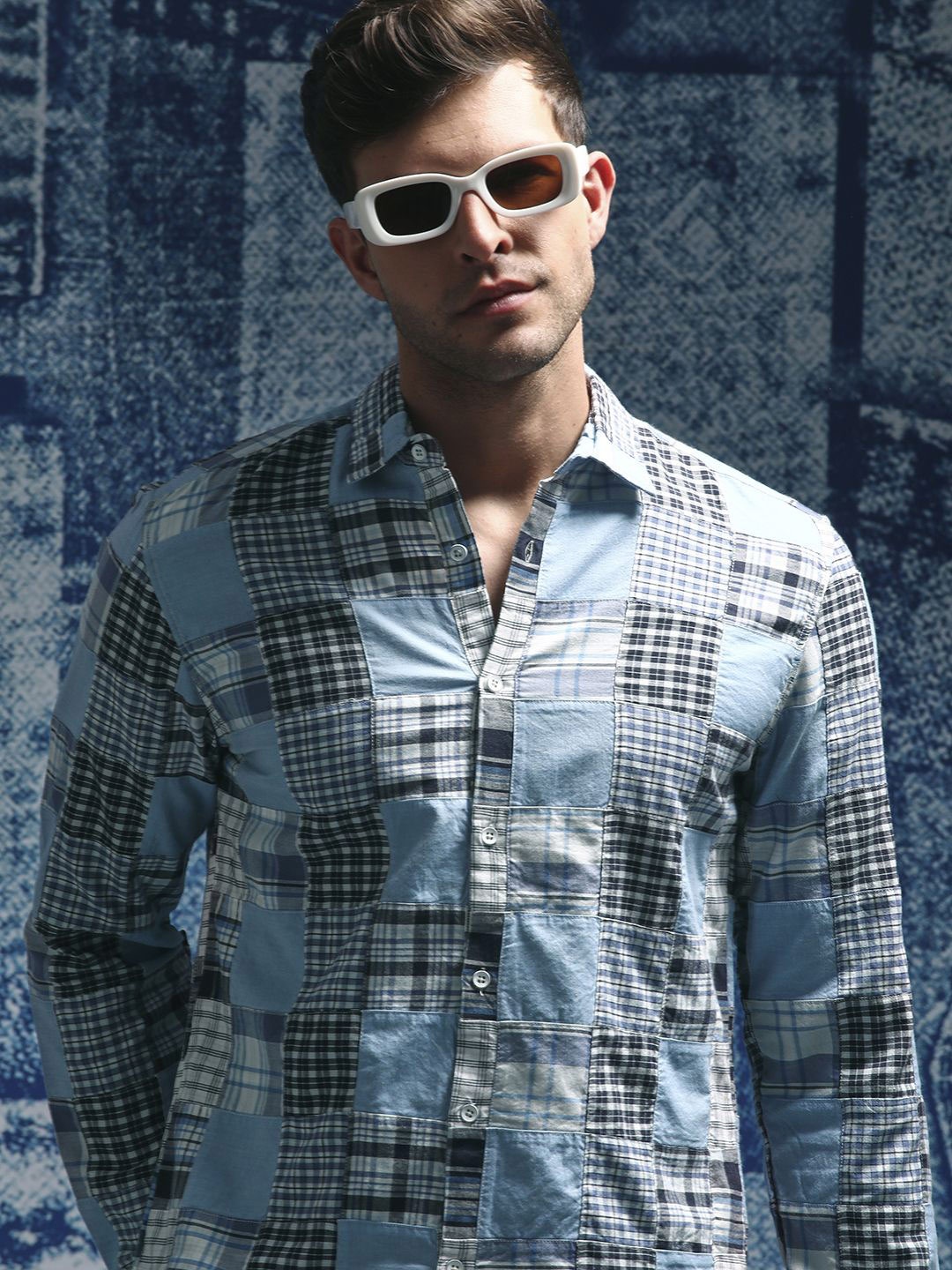 

Henceforth Men Spread Collar Checked Cotton Casual Shirt, Blue