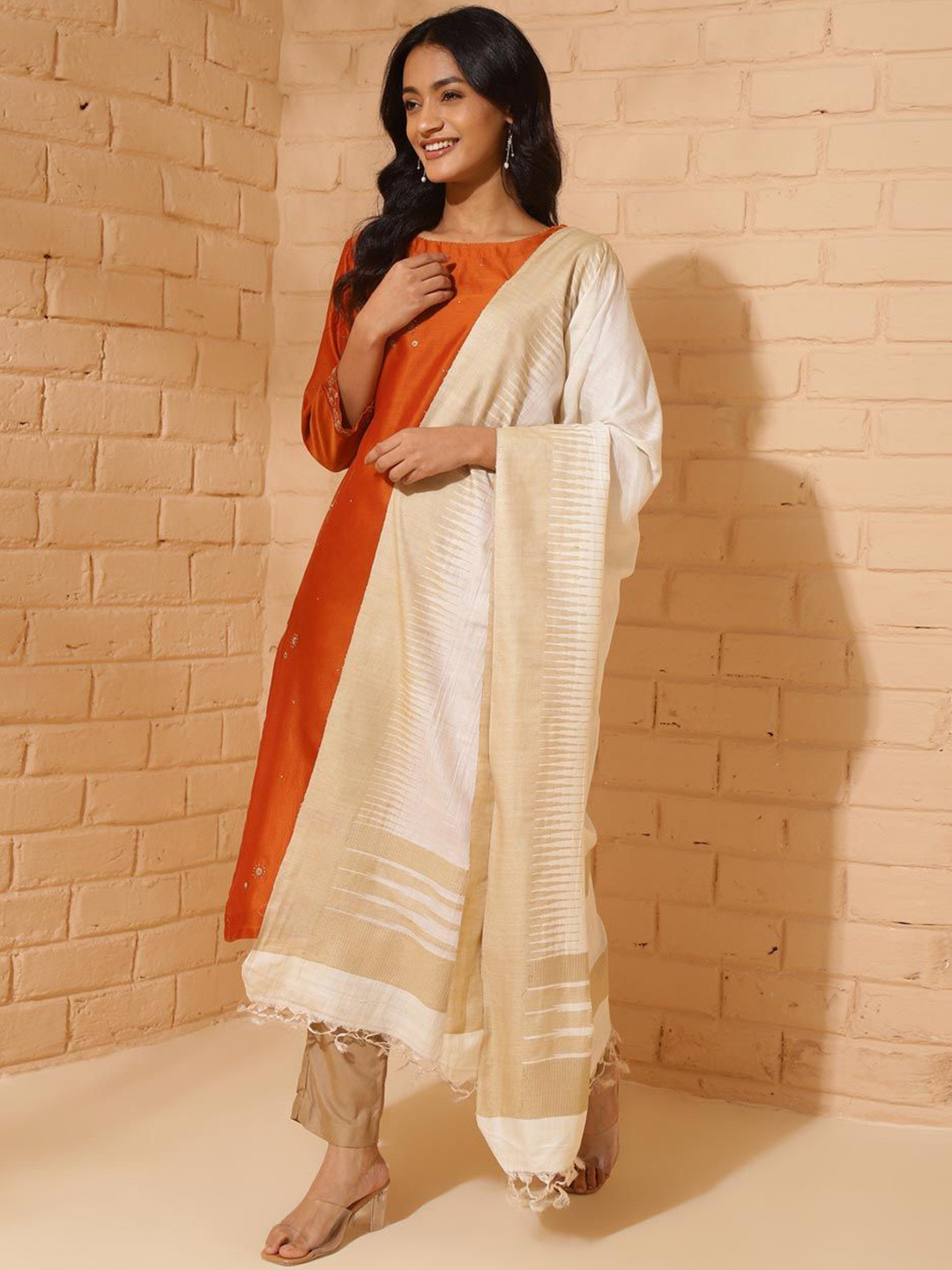 

Fabindia Geometric Woven Design Cotton Silk Dupatta, Beige