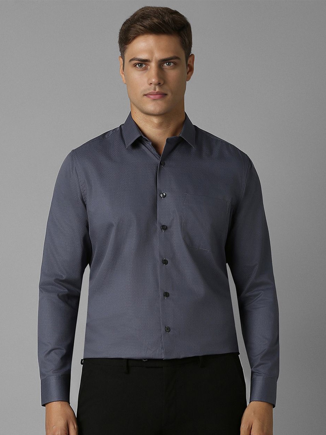 

Louis Philippe Men Spread Collar Textured Cotton Slim Fit Formal Shirt, Grey