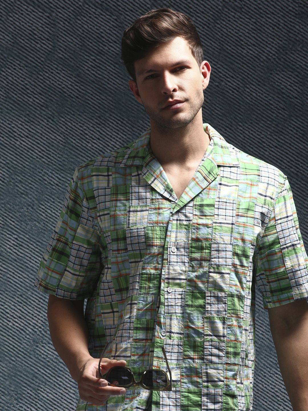 

Henceforth Men Boxy Opaque Checked Casual Shirt, Green