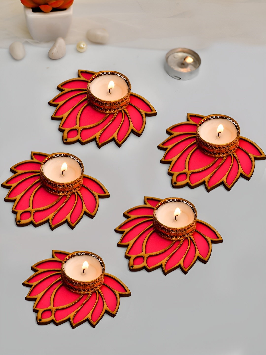 

Aapno Rajasthan 5-Pc Pink Lotus Diyas