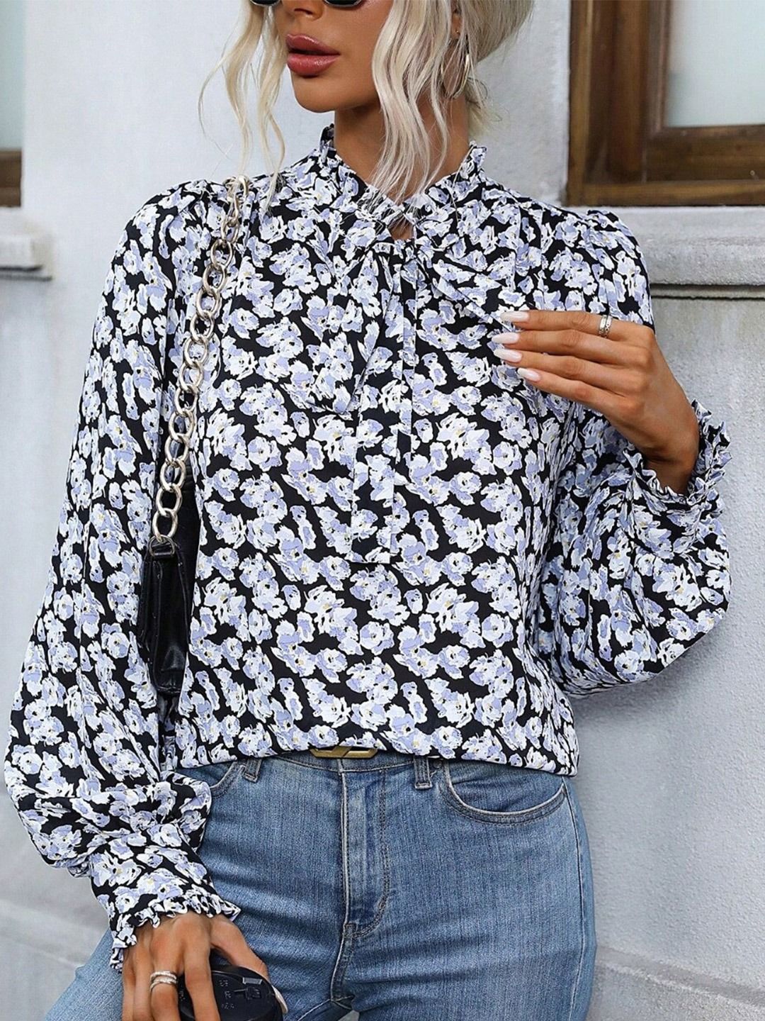 

KPOP Women Floral Printed Tie-Ups Neck Top, Black