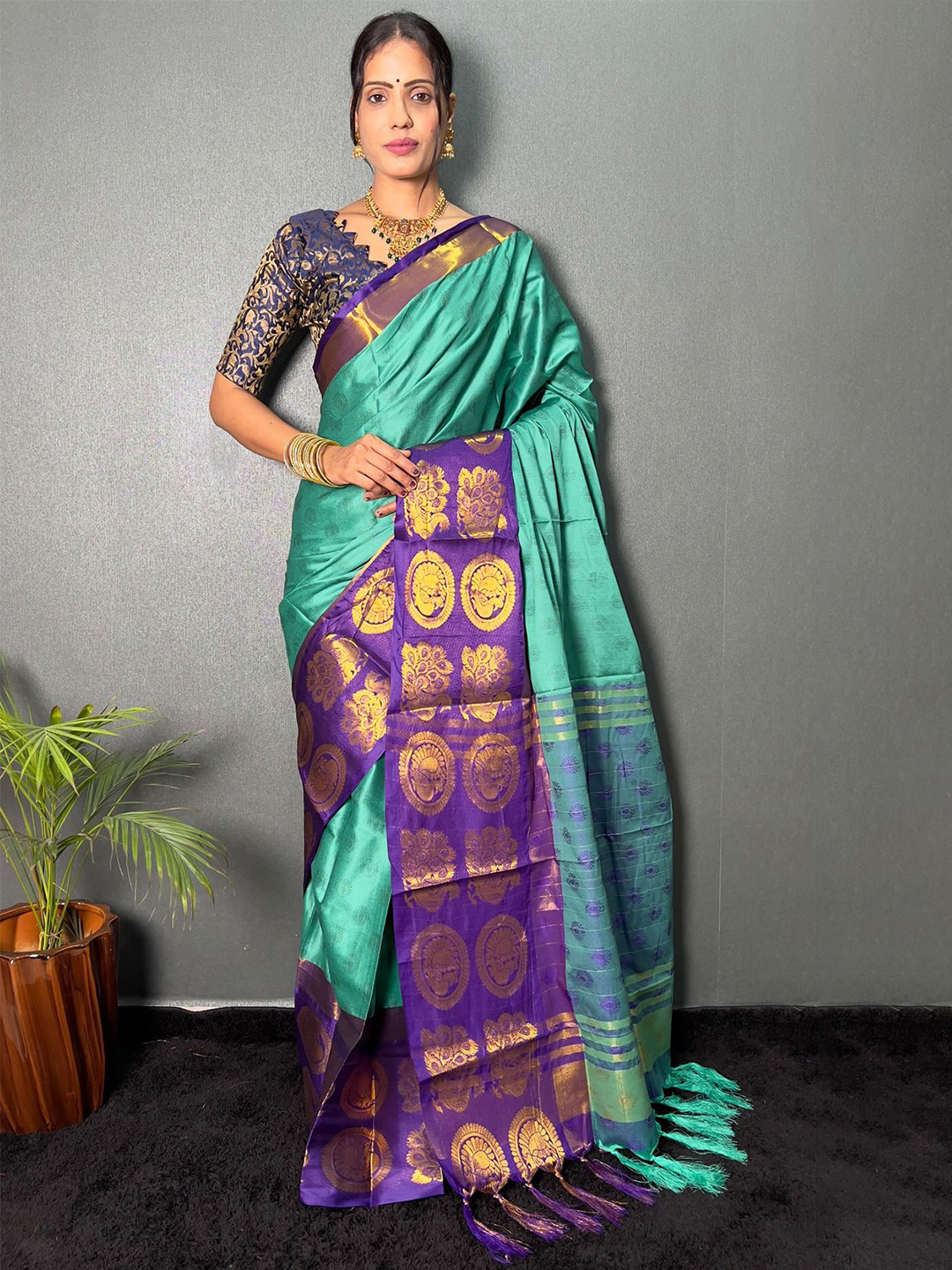 

KALINI Woven Design Zari Ready to Wear Banarasi Saree, Turquoise blue