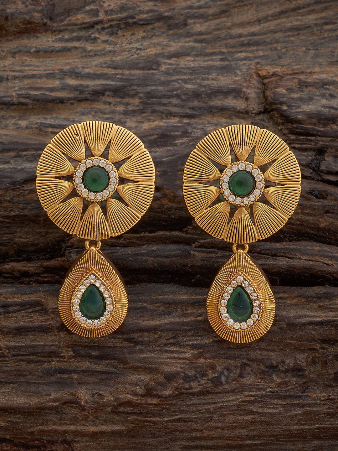 

Kushal's Fashion Jewellery Gold-Plated Cubic Zirconia Studded Teardrop Shaped Earrings, Green