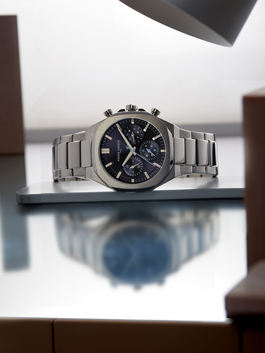 

pierre cardin Men Dial & Stainless Steel Straps Analogue Watch CF.0404.SJW.1, Blue