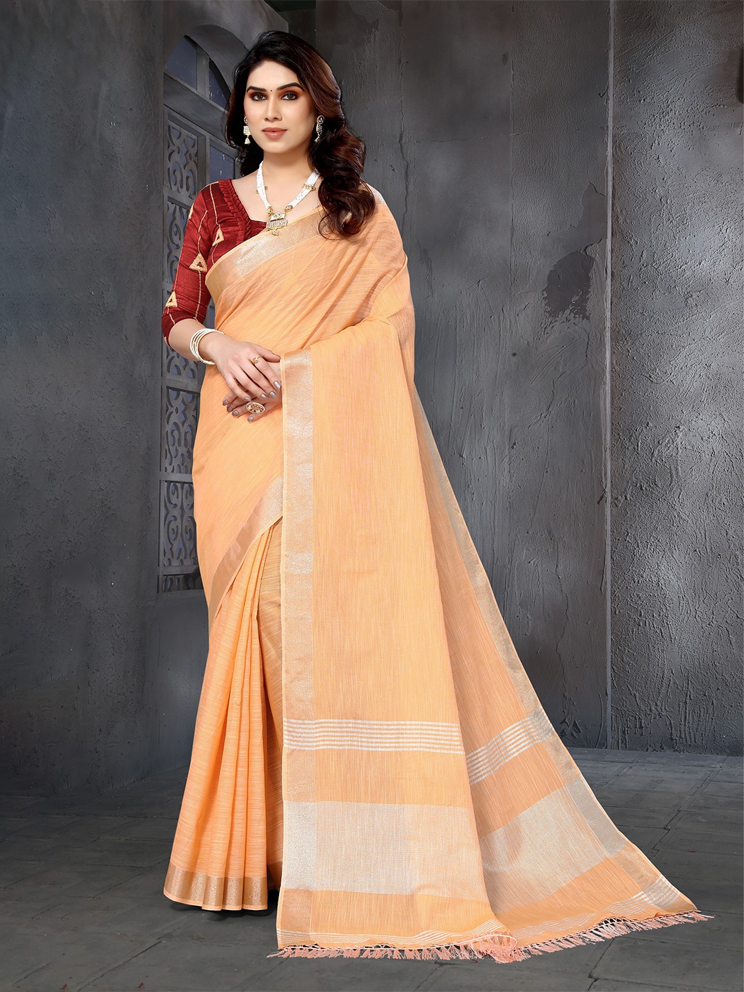 

VIRICA Woven Design Zari Saree, Orange