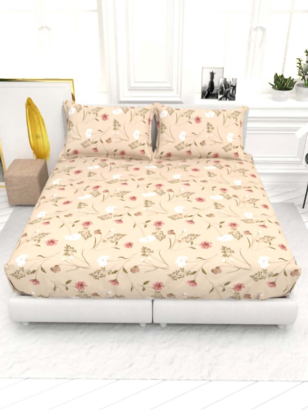 

THE WHITE MOSS Brown & White Floral 130 TC King Bedsheet with 2 Pillow Covers