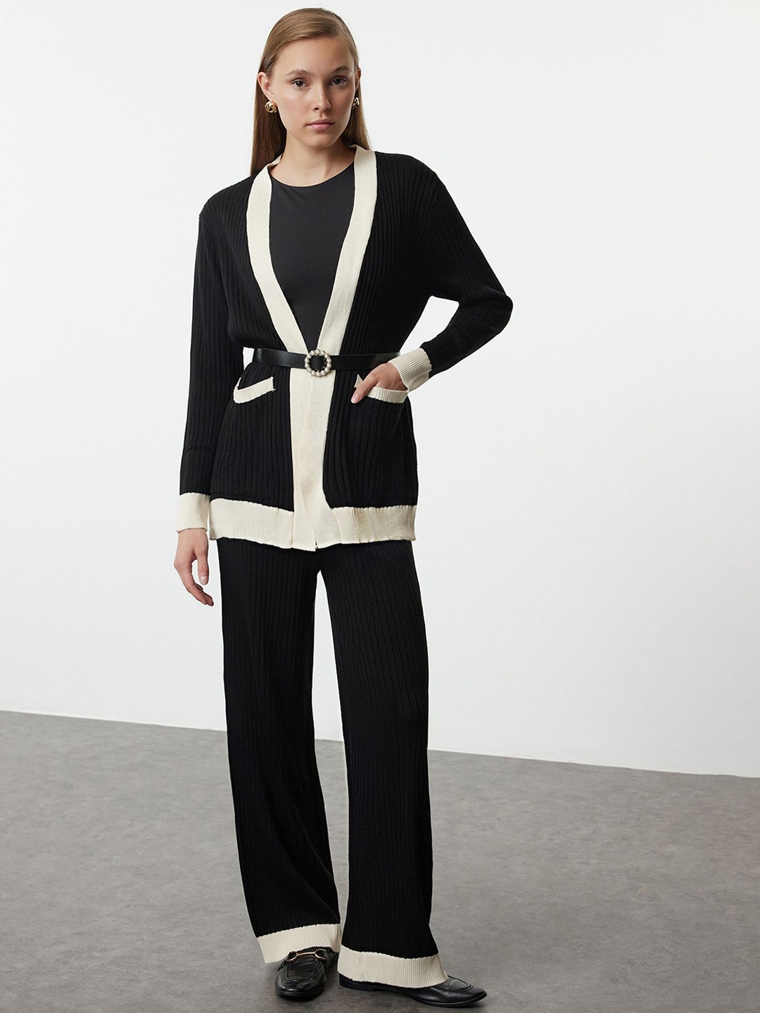 

Trendyol Shirt With Trousers Co-Ords, Black