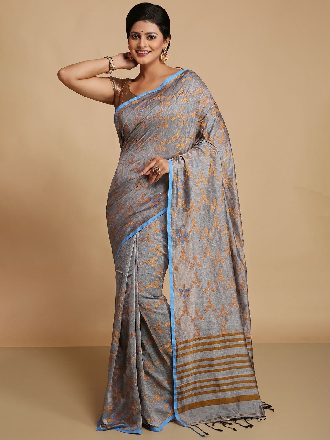 

WoodenTant Woven Design Zari Pure Cotton Khadi Saree, Silver