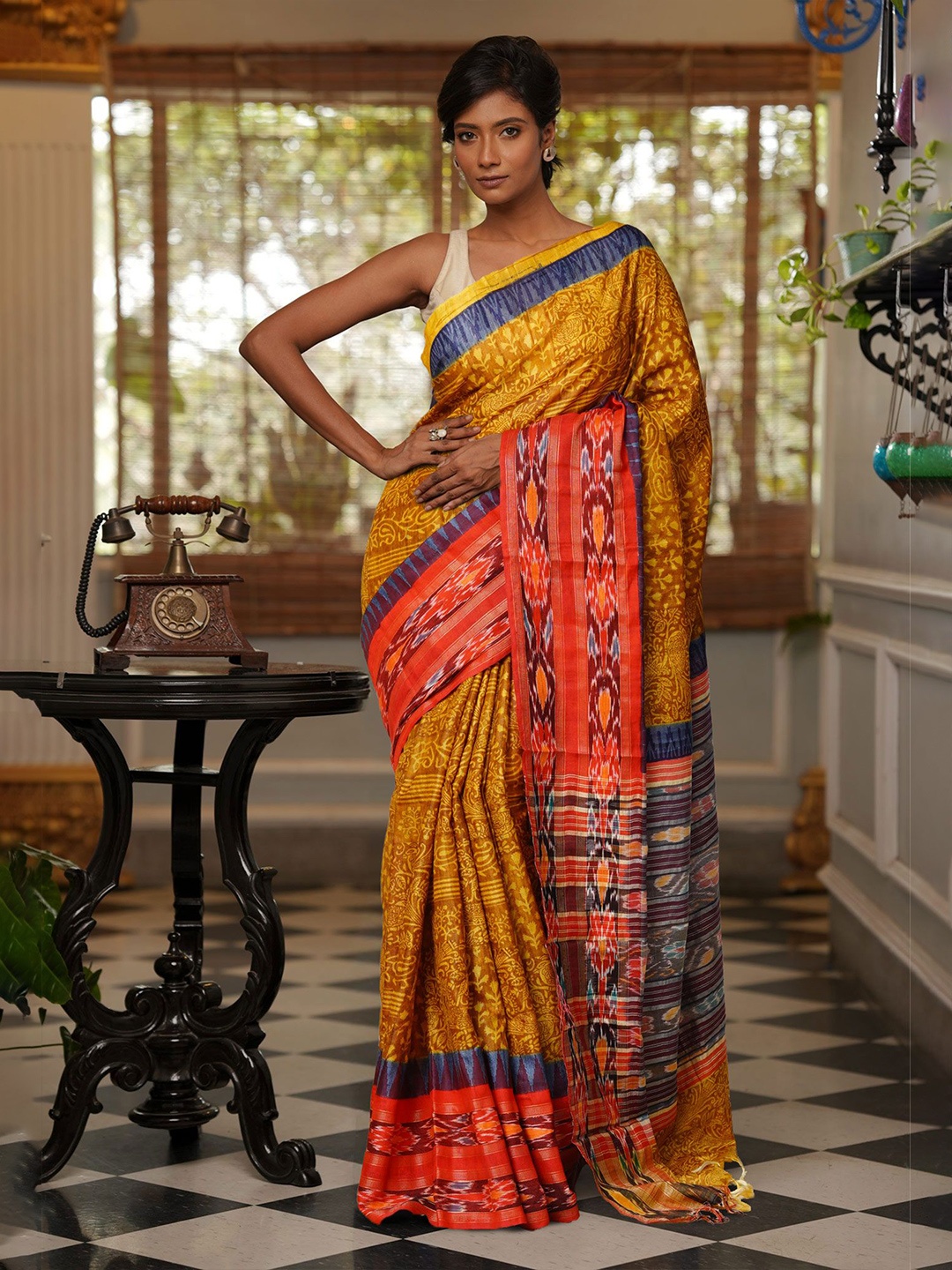 

Unnati Silks Ethnic Motifs Woven Design Pure Silk Handloom Tussar Saree, Yellow