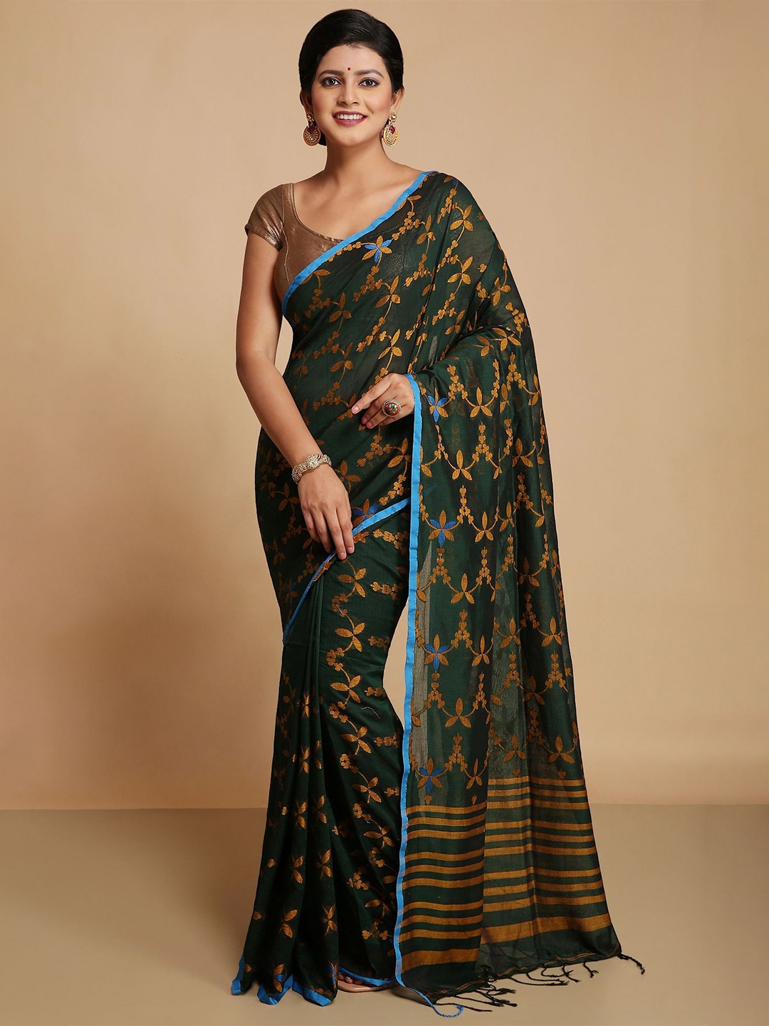 

WoodenTant Woven Design Zari Pure Cotton Khadi Saree, Green