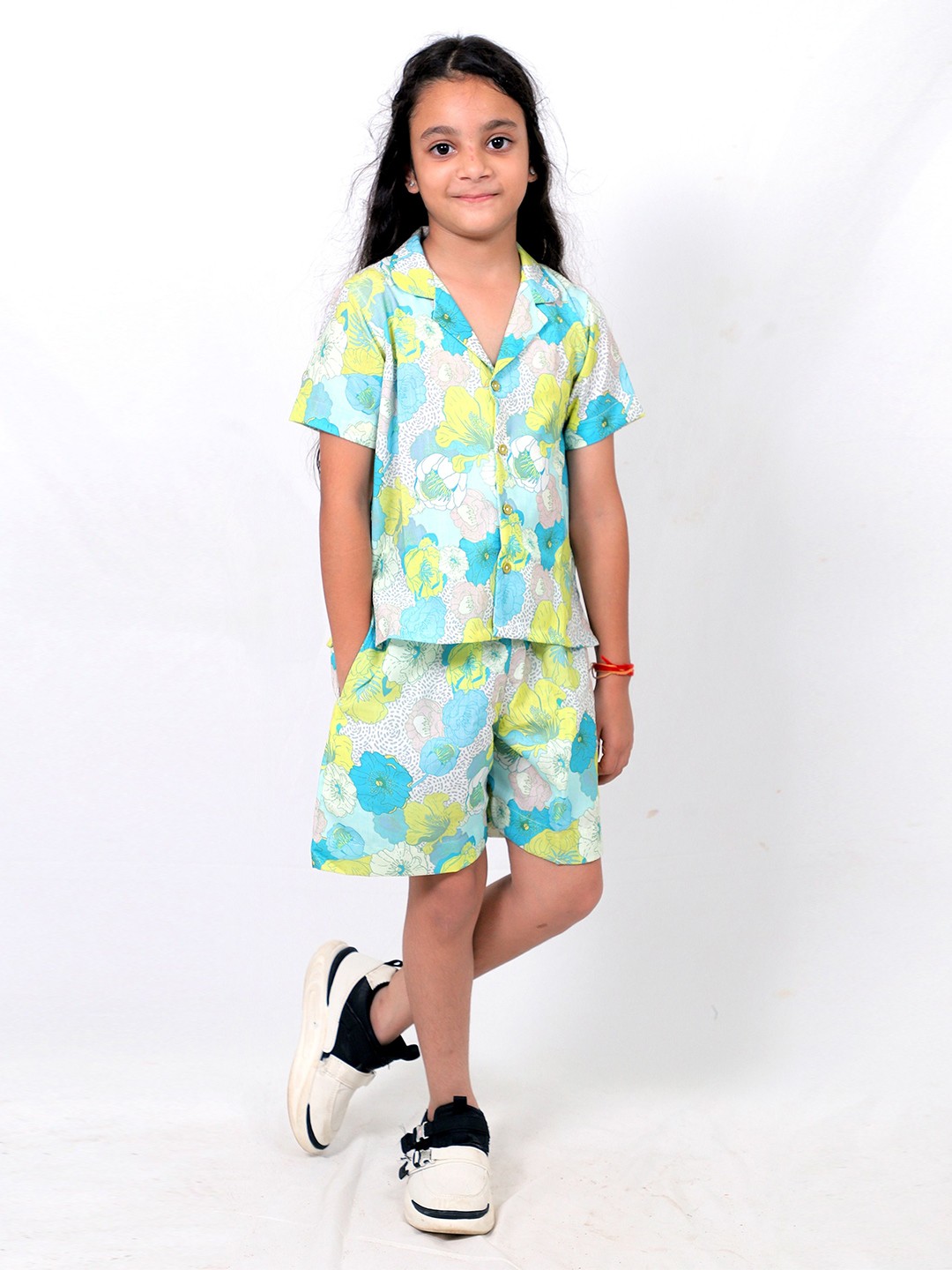 

TILISM Girls Printed Cuban Collar Pure Cotton Shirt With Shorts, Blue