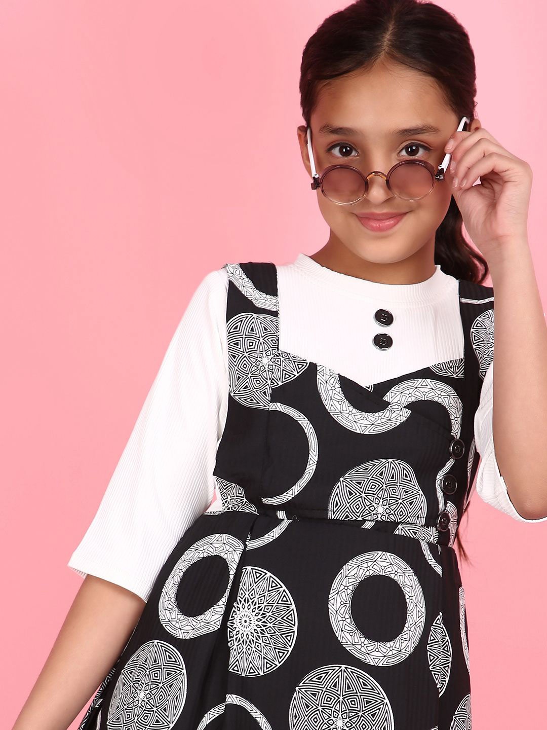 

V-Mart Girls Printed Regular Sleeves Fit & Flare Knee Length Dress, Black