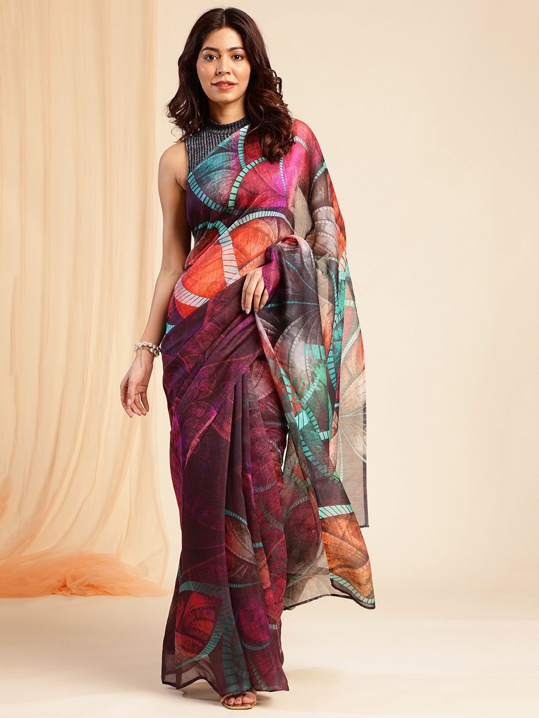 

navyasa by liva Geometric Printed Saree, Brown