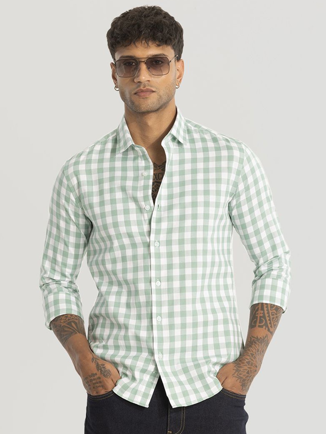 

Snitch Men Smart Slim Fit Opaque Checked Casual Shirt, Green