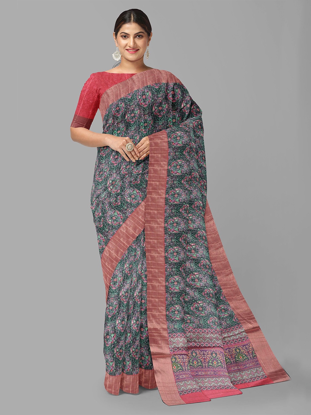 

The Chennai Silks Floral Zari Saree, Green