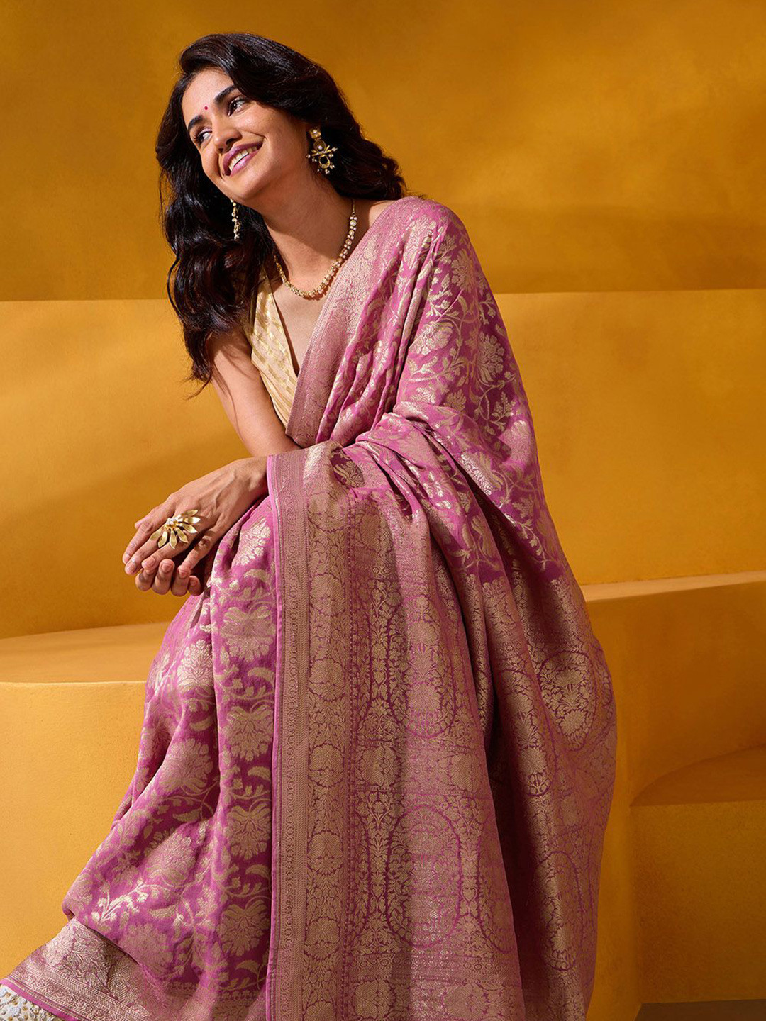

Taneira Woven Design Printed Zari Saree, Pink