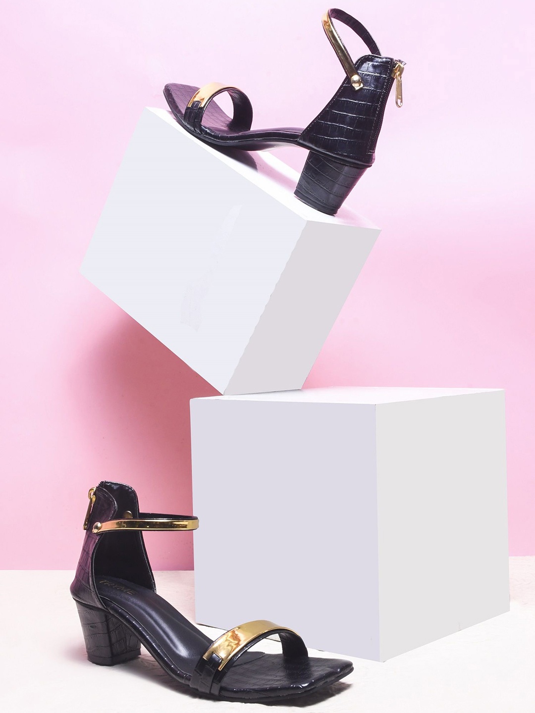 

Try Me Women Ankle Loop Block Sandals, Black
