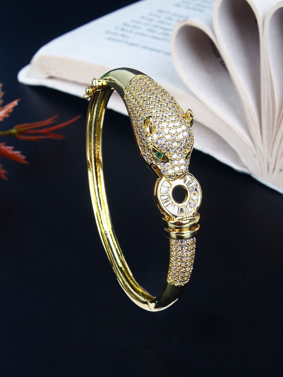 

KPOP Brass Gold-Plated Cubic Zirconia Bangle-Style Bracelet