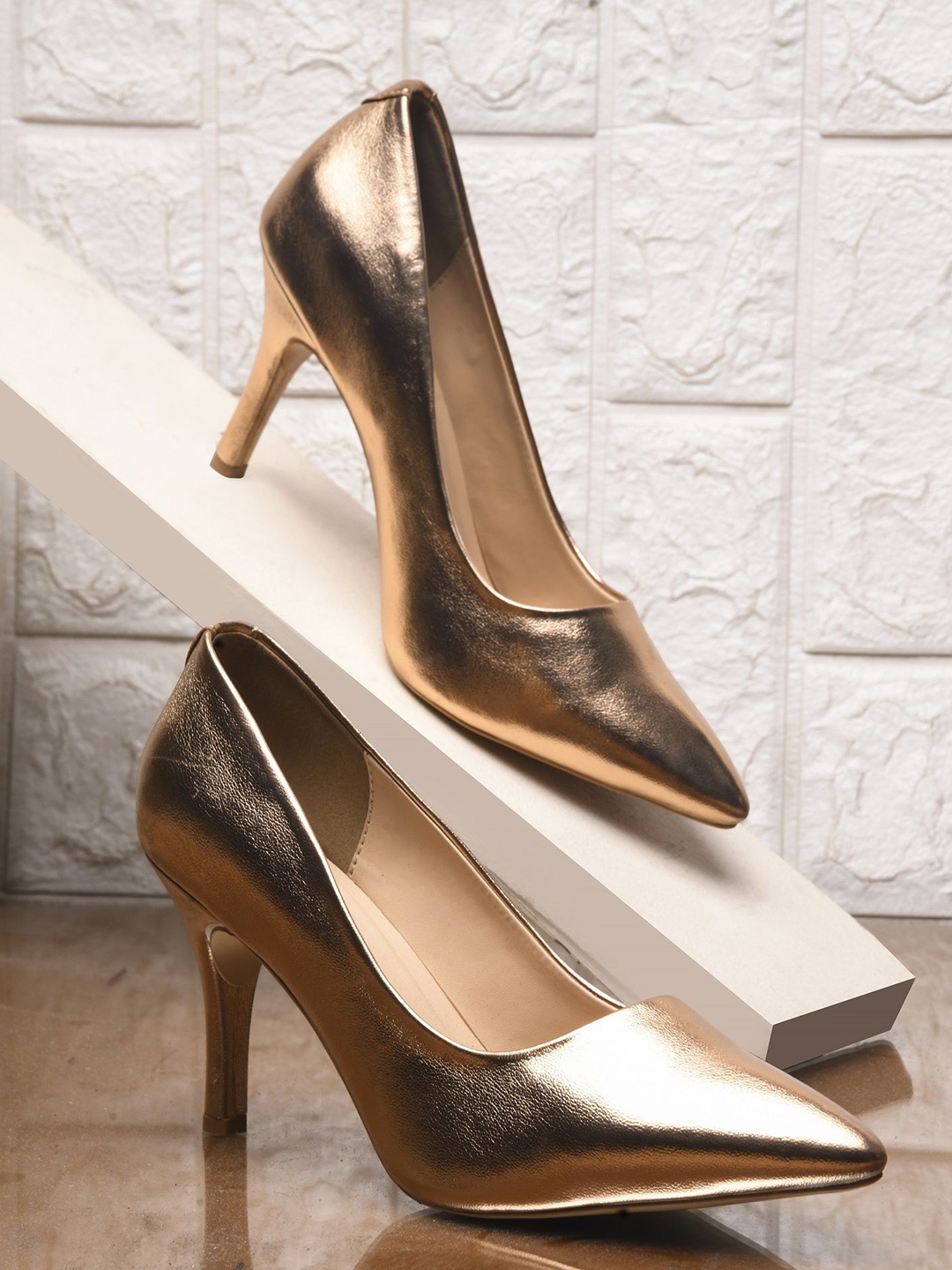

THE WHITE POLE Stiletto Heel Pumps, Gold