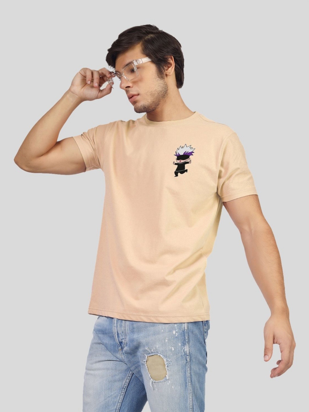 

Greylongg Men Printed Applique T-shirt, Beige