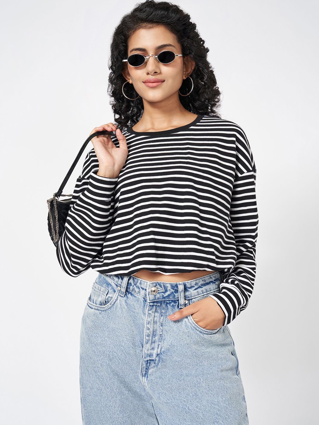 

People Women Horizontal Striped Round Neck Cotton Top, Black