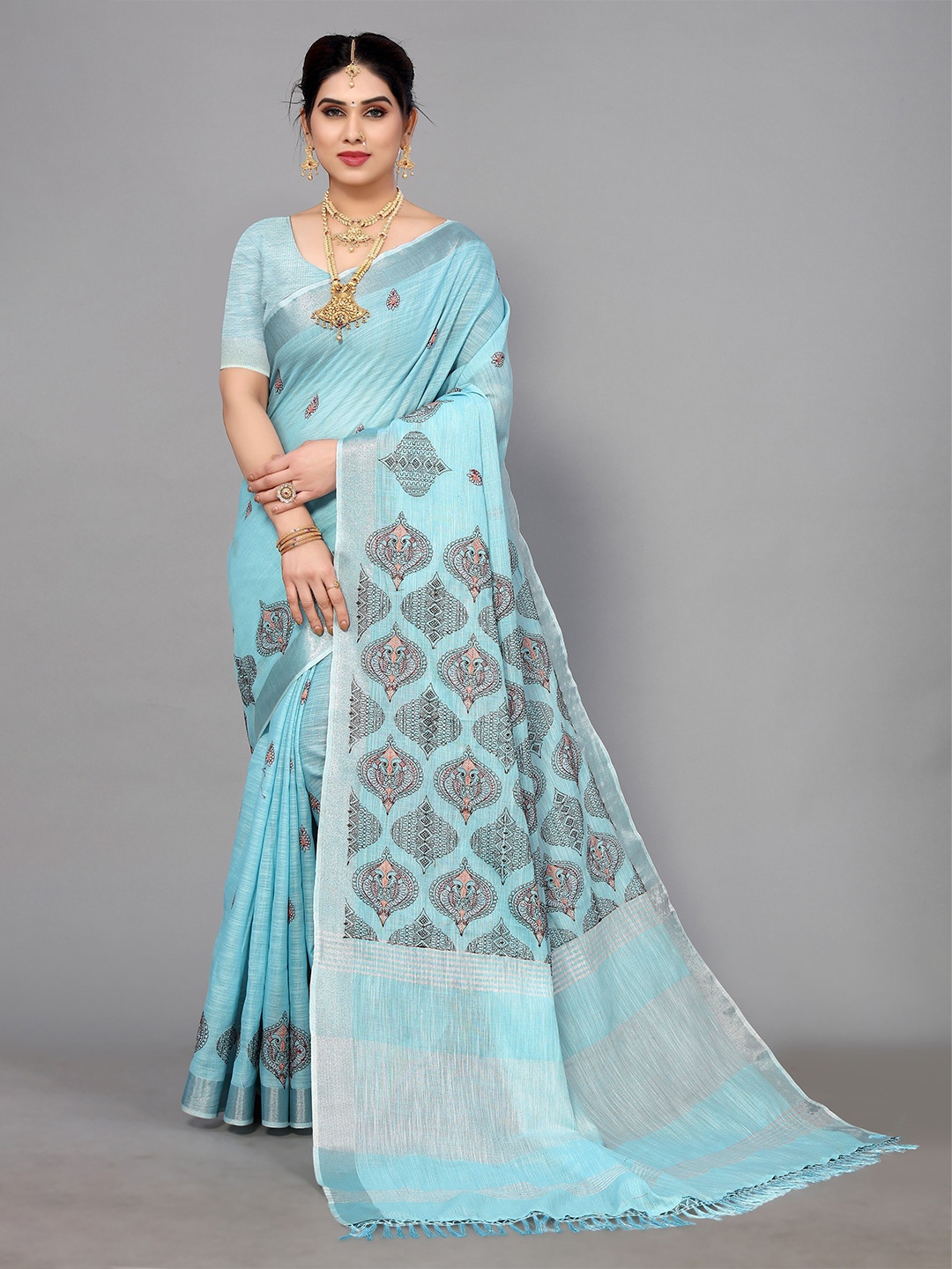 

VIRICA Ethnic Motifs Embroidered Saree, Blue