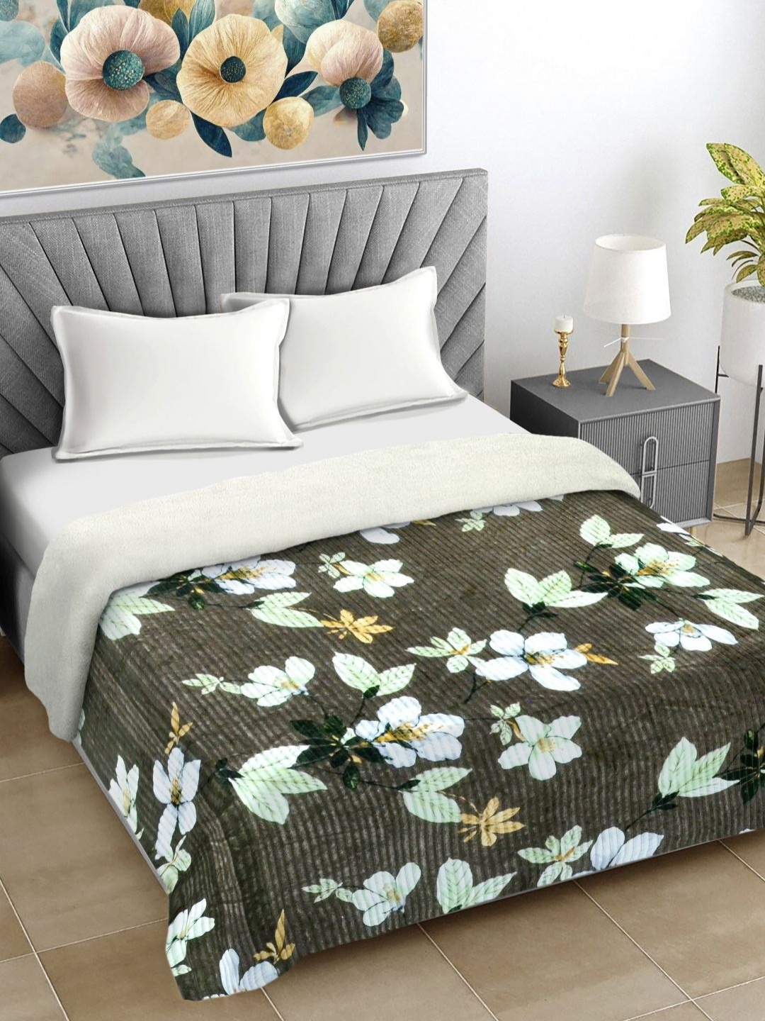 

FABINALIV Taupe & White Floral Woollen Mild Winter 400 GSM Double Bed Comforter