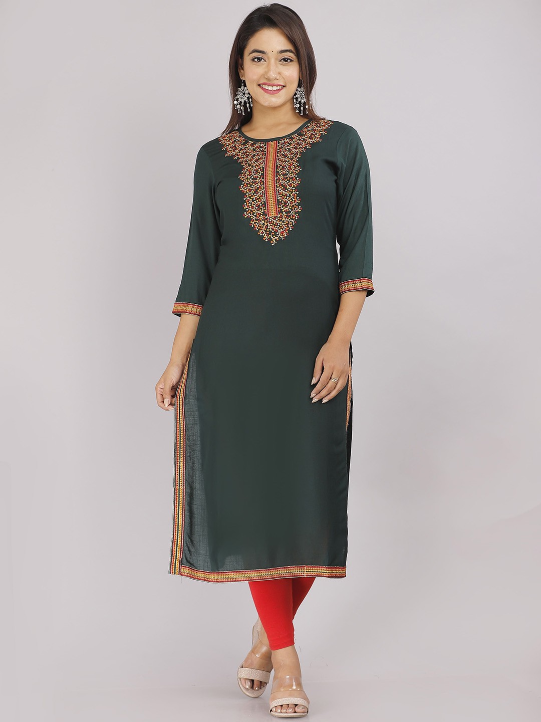 

STYLE ANGEL Embroidered Thread Work Round Neck Straight Kurta, Green