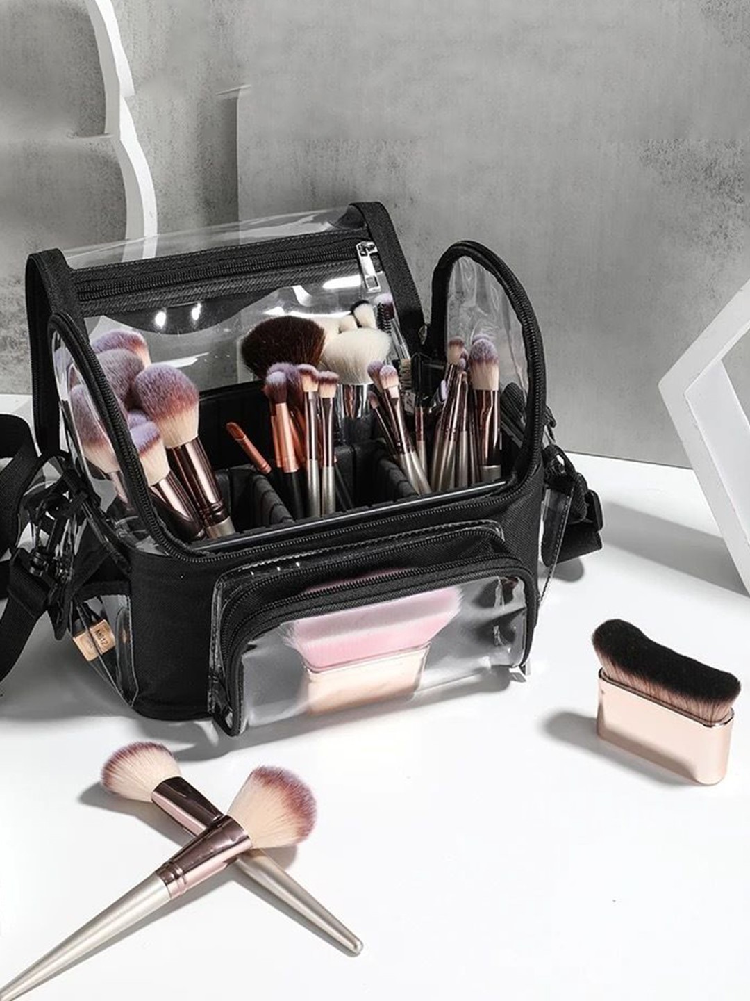 

Coslifestore Brush Makeup Pouch, Black
