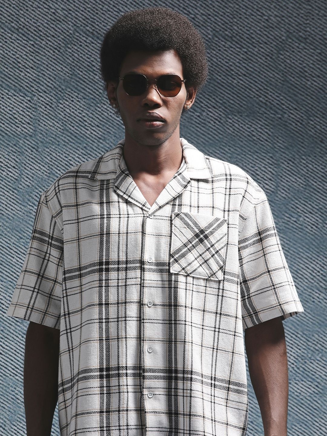 

Henceforth Men Boxy Multi Stripes Opaque Striped Casual Shirt, Off white