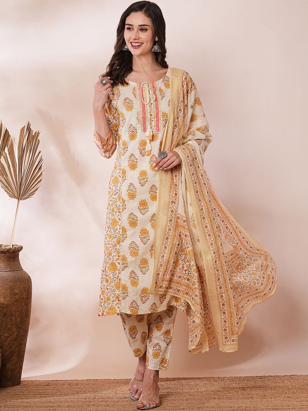 

FASHOR Women Floral Printed Regular Zardozi Pure Cotton Kurta with Trousers & With Dupatta, Cream