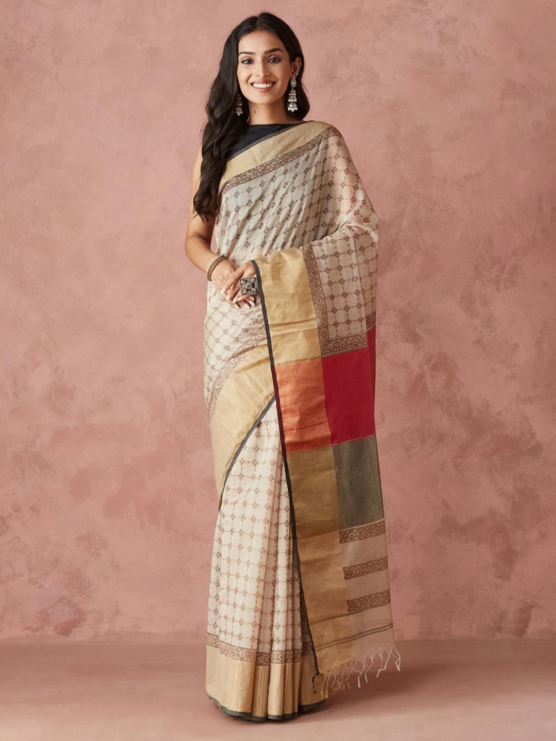 

Fabindia Geometric Printed Zari Maheshwari Saree, Beige