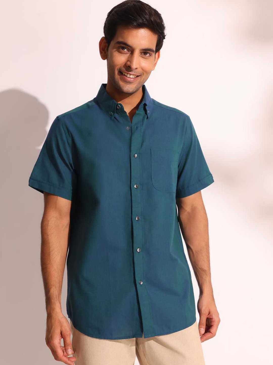 

Fabindia Men Spread Collar Solid Cotton Relaxed Fit Casual Shirt, Teal