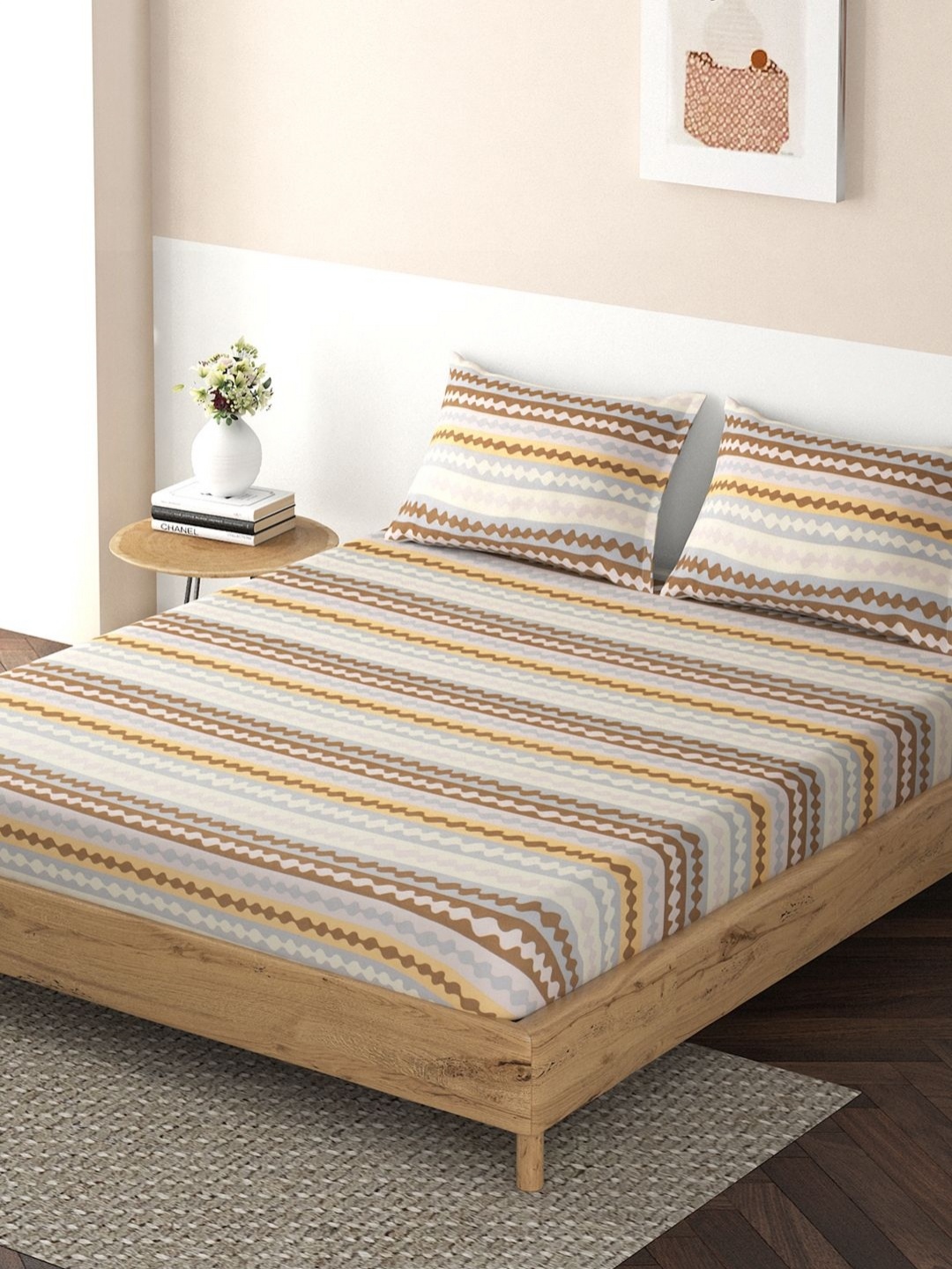 

HOKIPO Brown & Blue Geometric 130 TC King Bedsheet with 2 Pillow Covers