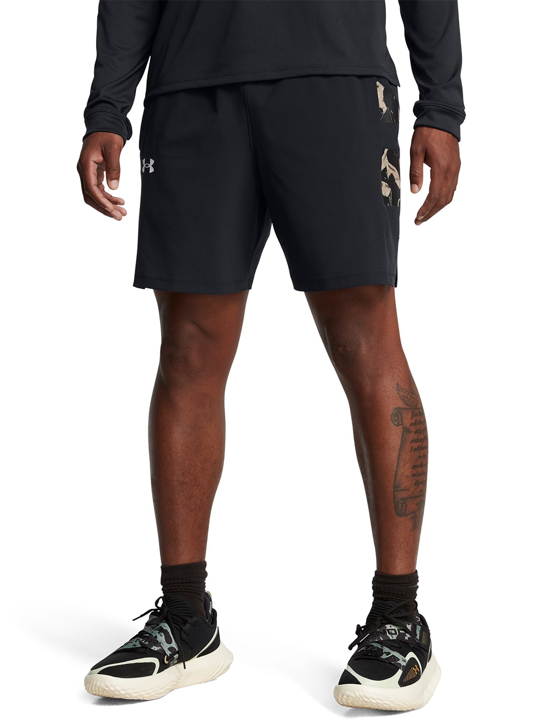 

UNDER ARMOUR Men Zone Woven Abstract Printed Loose Fit Training Sports Shorts, Black