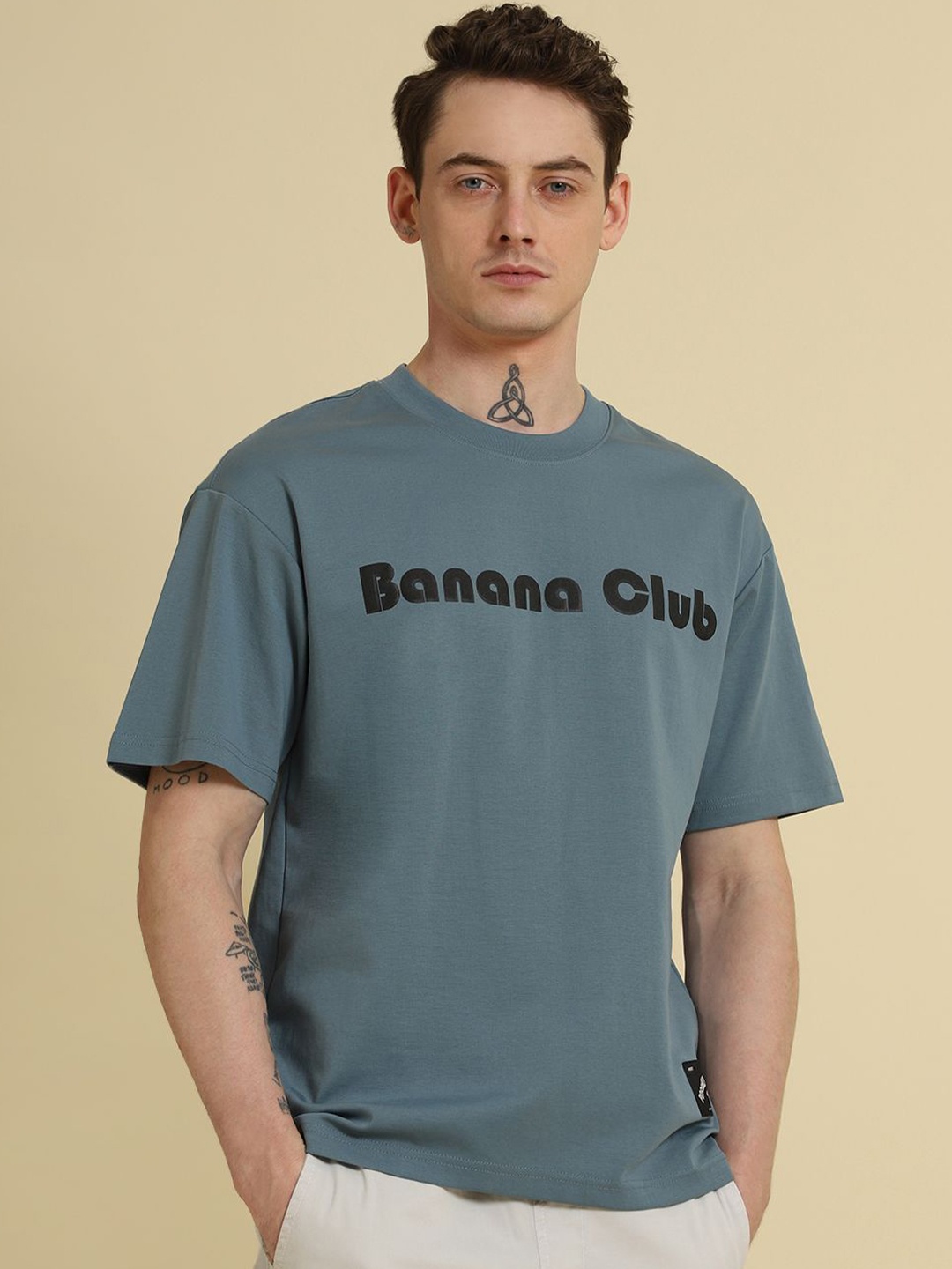 

Banana Club Men Brand Logo Printed T-shirt, Blue