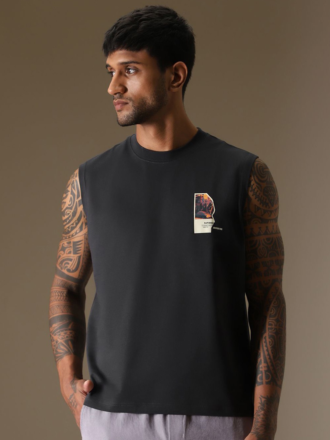 

Banana Club Men Printed T-shirt, Grey