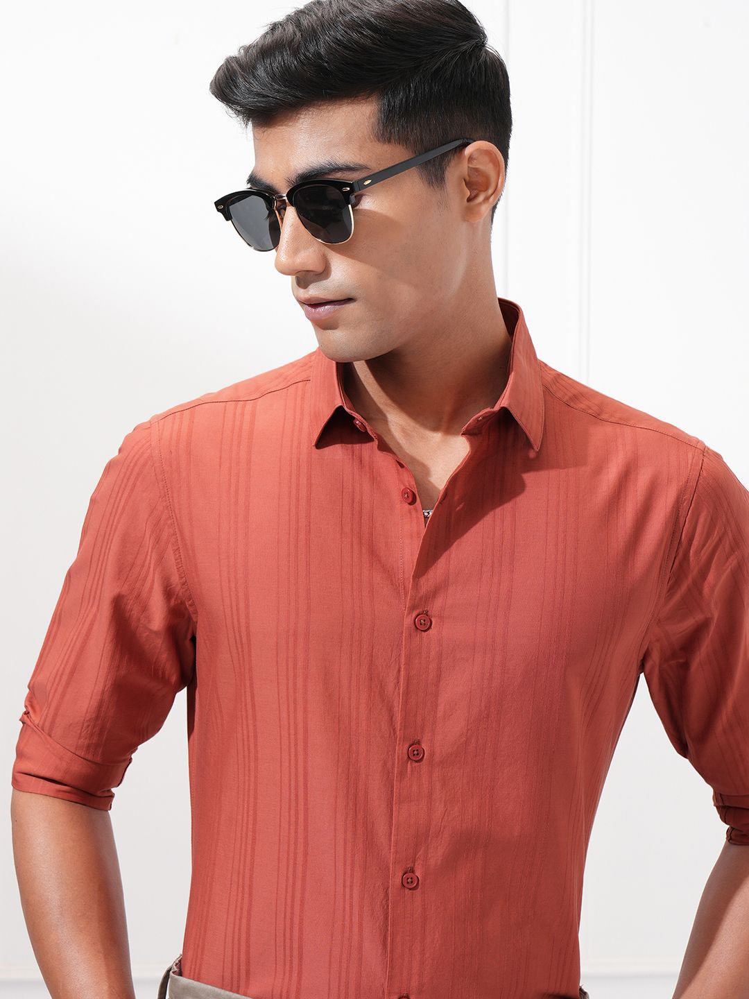 

HIGHLANDER Men Dobby Textured Multi Occasion Shirt, Red