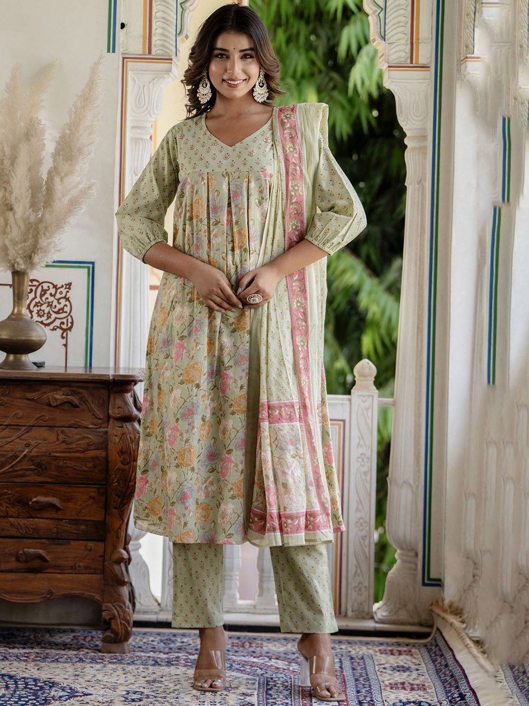 

Kohsh Women Floral Printed Pleated Pure Cotton Kurta with Trousers & With Dupatta, Green
