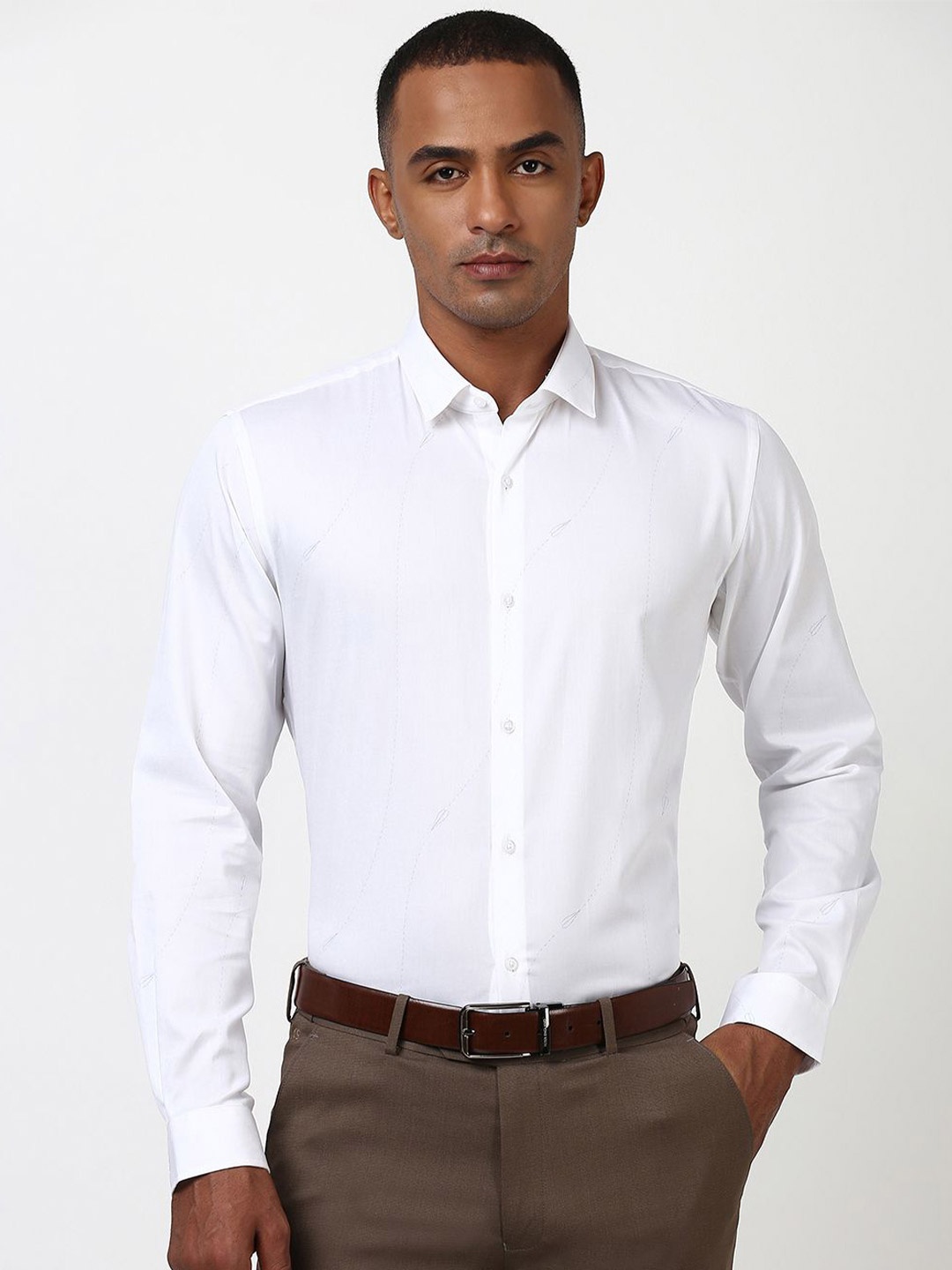 

Peter England Men Spread Collar Solid Cotton Slim Fit Formal Shirt, White